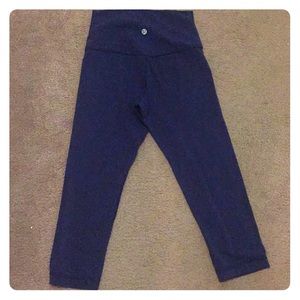 Lululemon align crops